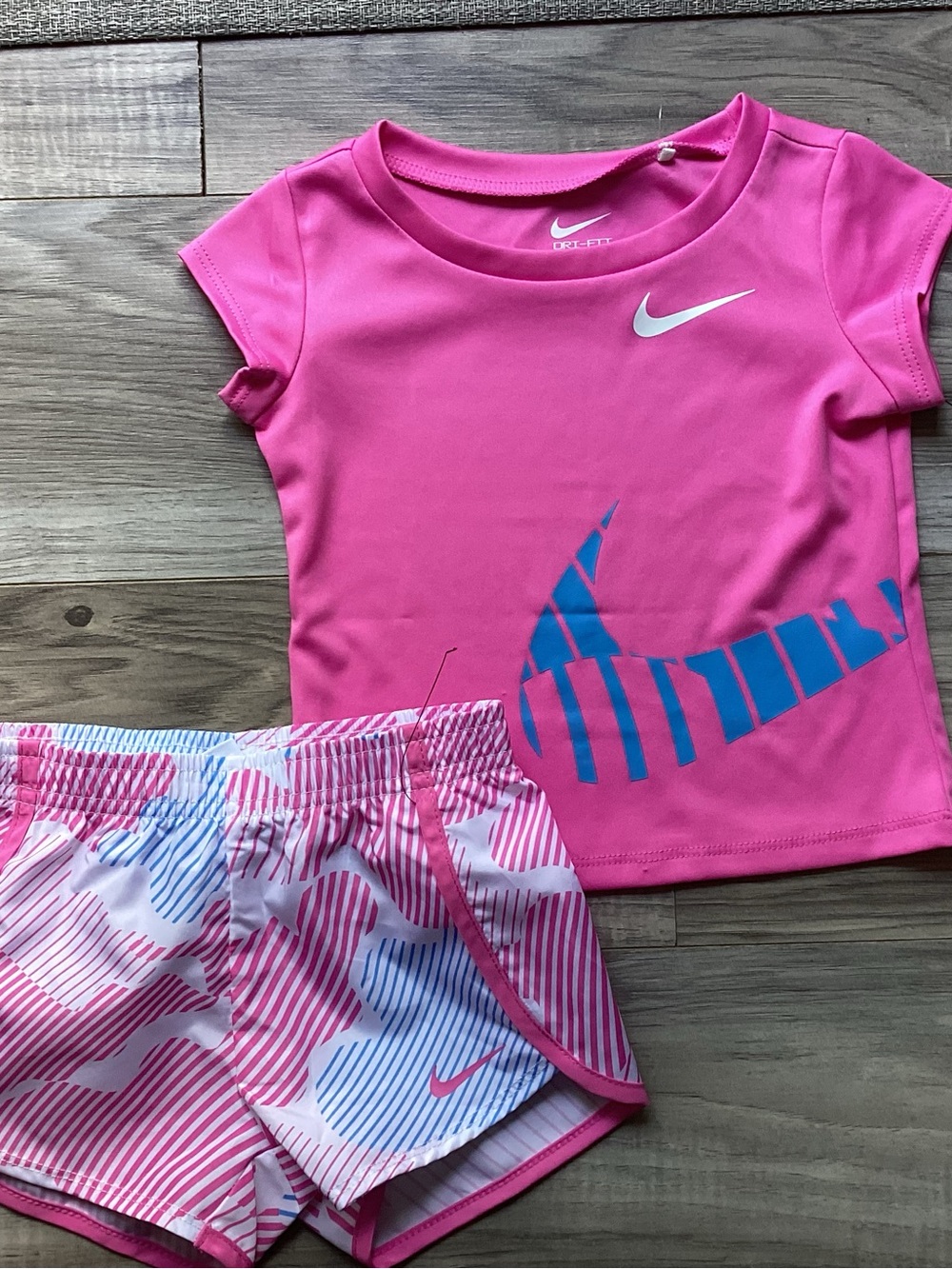 Nike DRIFIT baby Girls Shorts Set size 18 months(NWT) ~PRICE FIRM, NO OFFERS~